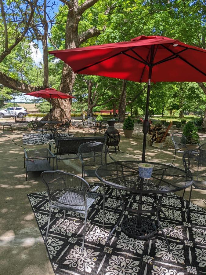 Maple Hill Manor Bed & Breakfast Springfield Екстер'єр фото