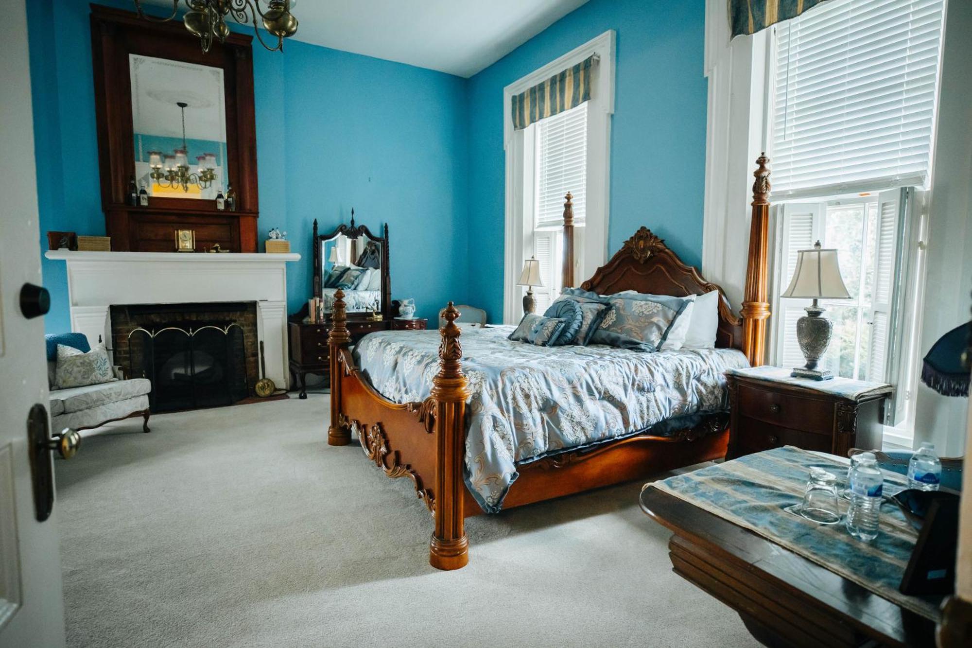Maple Hill Manor Bed & Breakfast Springfield Екстер'єр фото