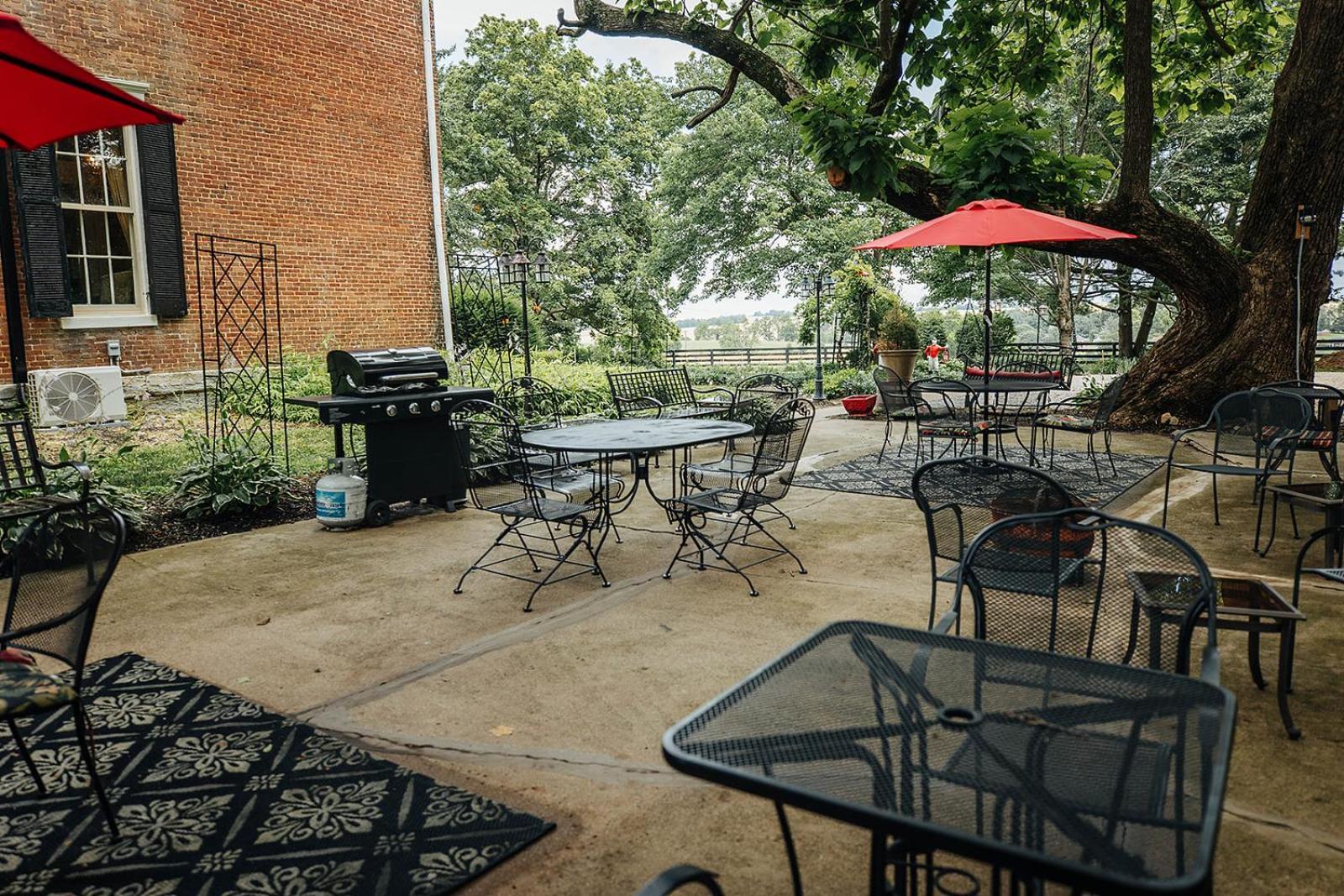 Maple Hill Manor Bed & Breakfast Springfield Екстер'єр фото