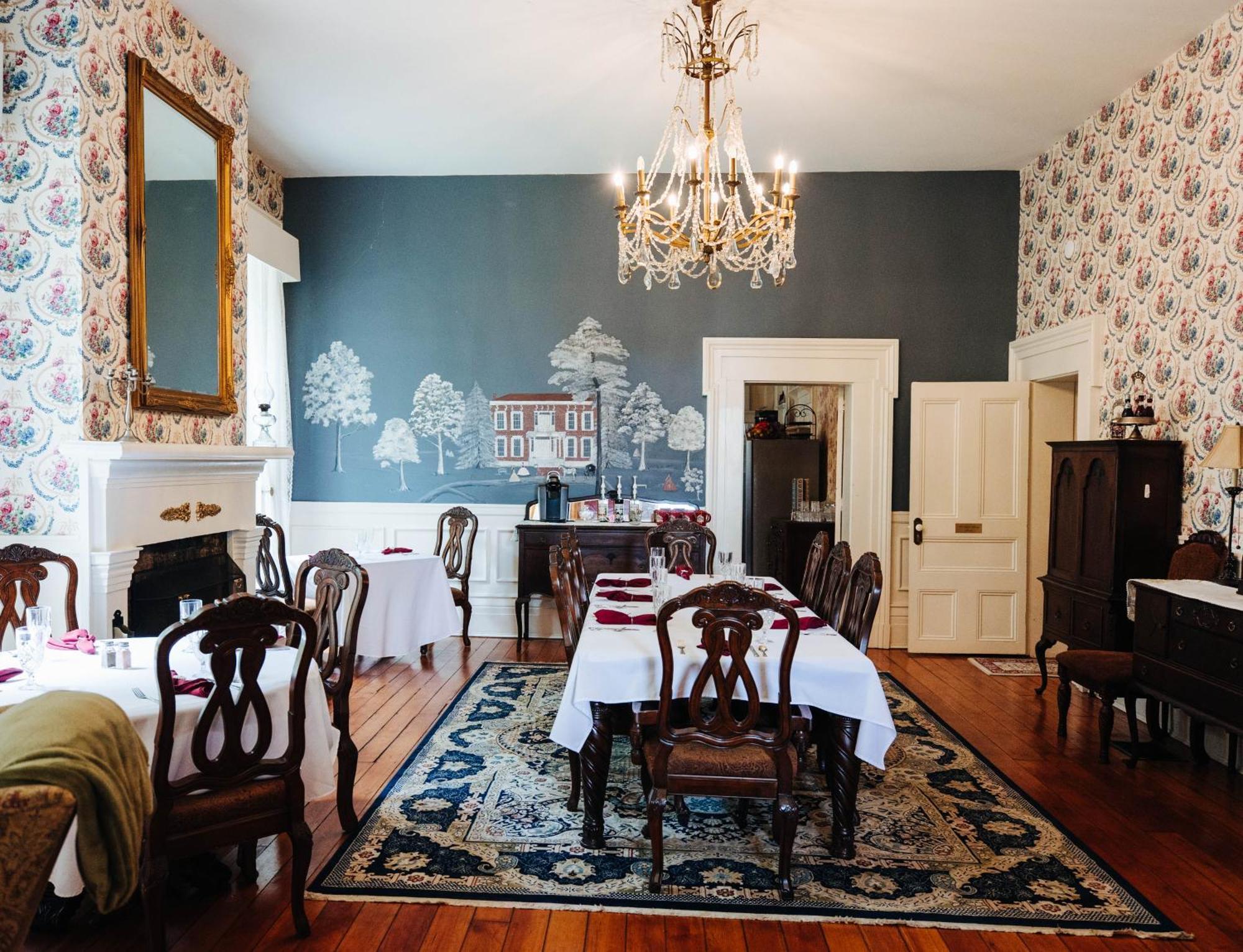 Maple Hill Manor Bed & Breakfast Springfield Екстер'єр фото
