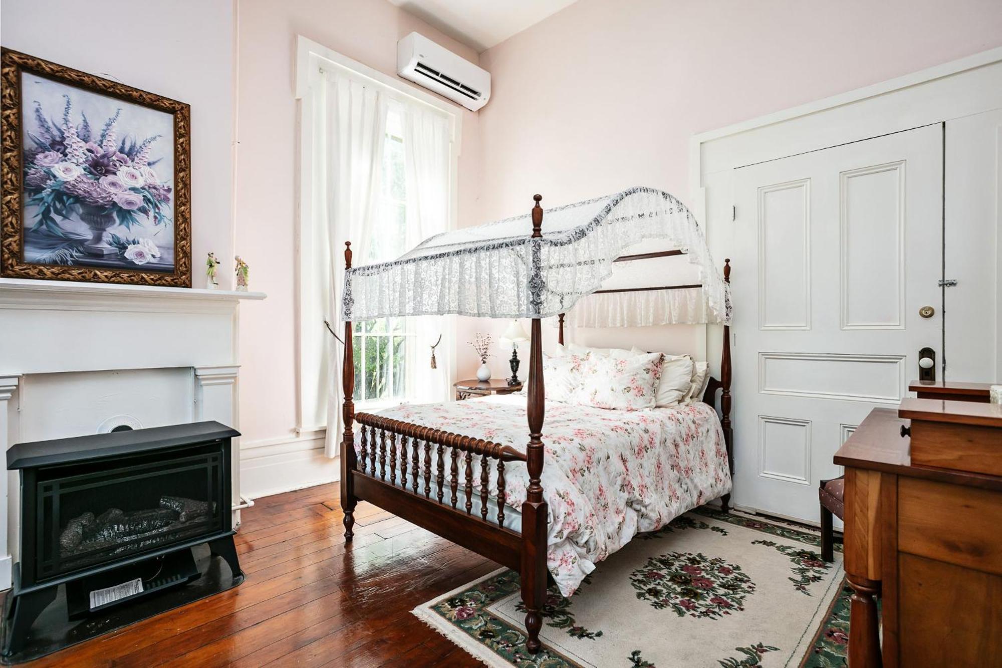 Maple Hill Manor Bed & Breakfast Springfield Екстер'єр фото