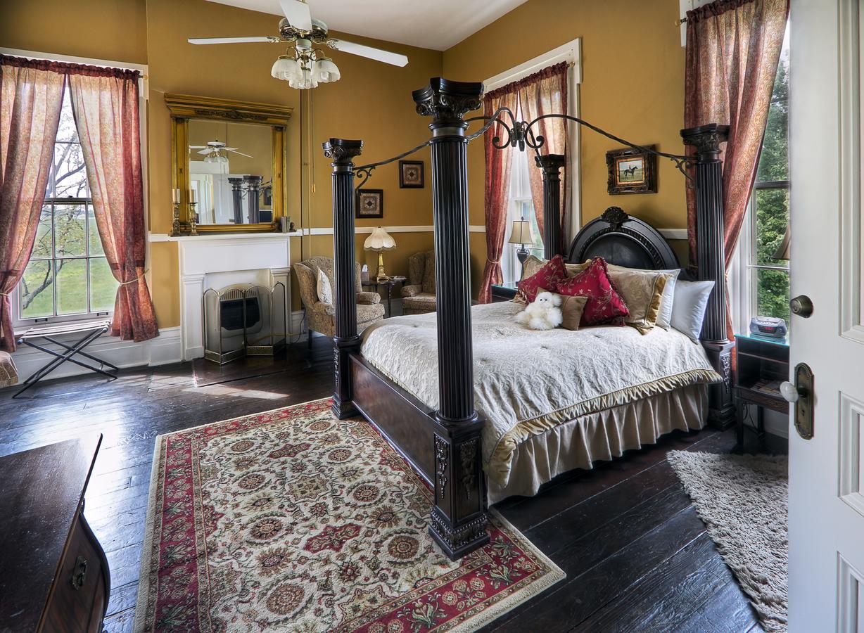 Maple Hill Manor Bed & Breakfast Springfield Екстер'єр фото